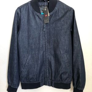 New w/tags Levi’s Jacket men’s size small